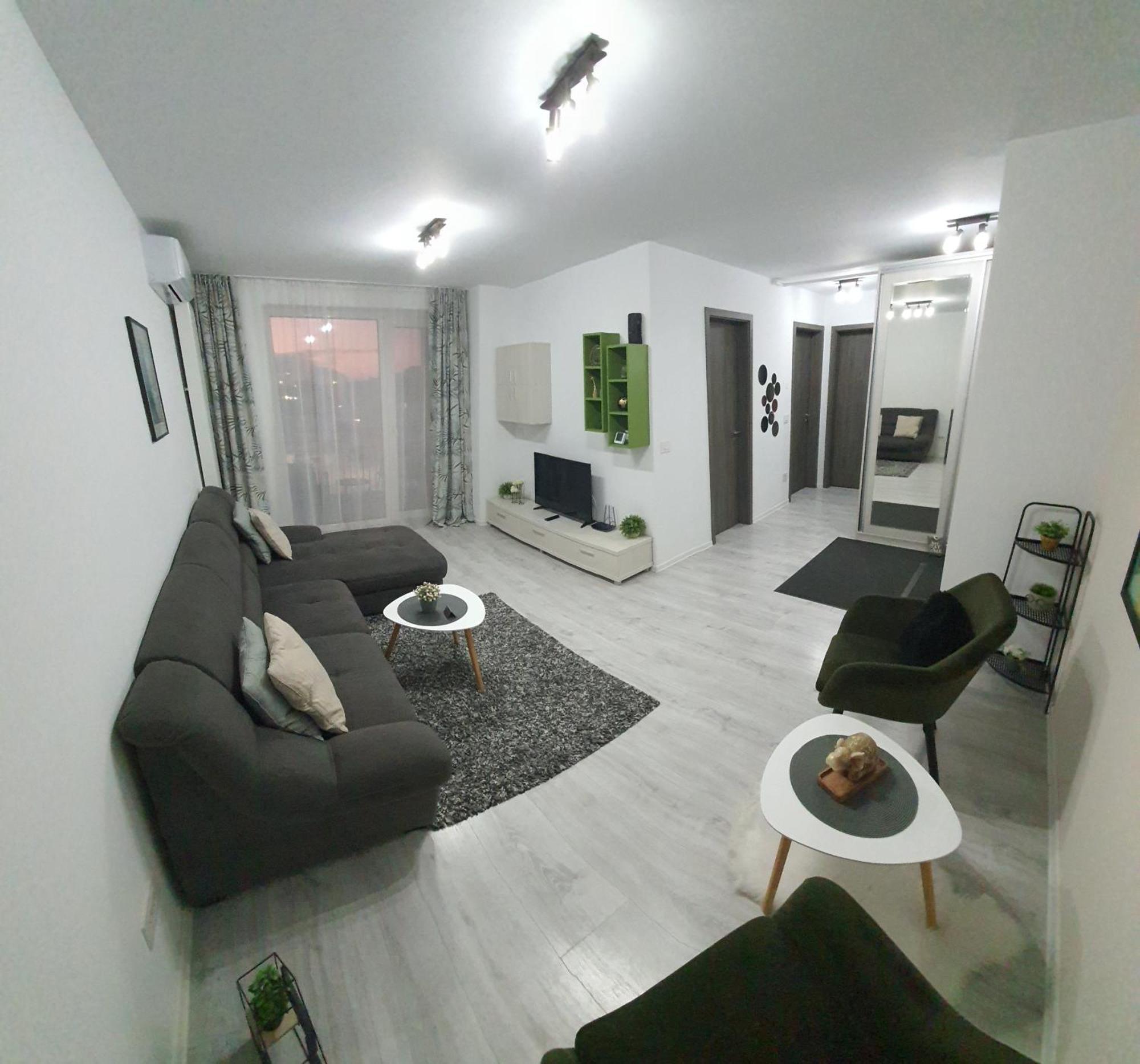 Green Apartment Coresi Брашов Екстер'єр фото
